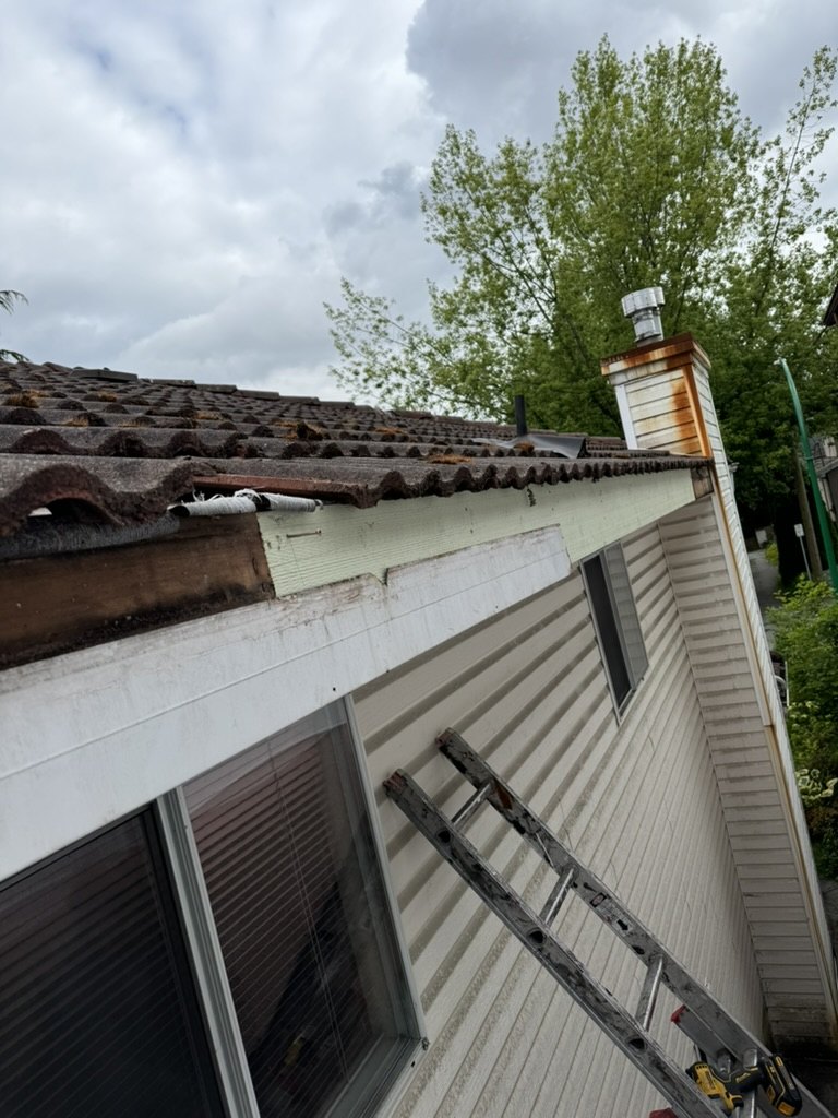 Long fascia board replacement run